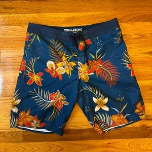 Billabong board shorts. Men’s large.